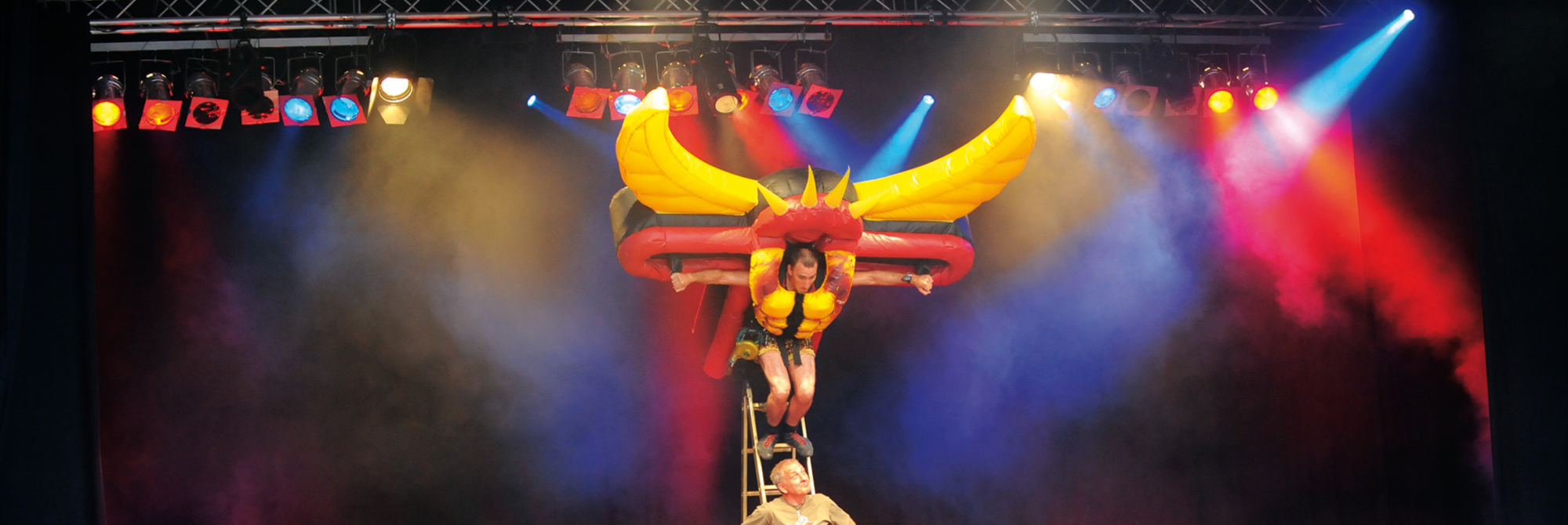 „Am Niederrhein wird Kultur überall gelebt: laut, leise, schräg, bewegend. Große Bühne trifft auf Dorfplatz-Charme – und genau das macht’s so besonders.“ | Niederrhein — einfach stark